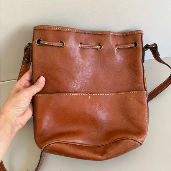 Patricia Nash Leather Crossbody Bucket Bag - Picture 2 of 9